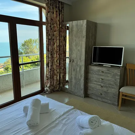 Βίλα Azur- Sea View Luxury With Pool Near Balchik