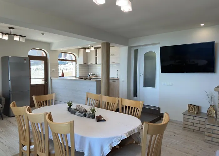 Azur- Sea View Luxury With Pool Near Balchik Albena