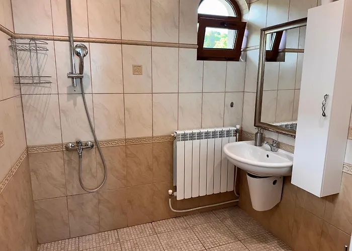 Villa Azur- Sea View Luxury With Pool Near Balchik