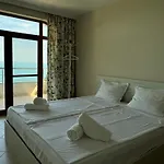 Azur- Sea View Luxury With Pool Near Balchik * Албена
